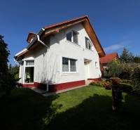 Sale Family house, Family house, Pri gaštanovej aleji, Bratislava - Ru