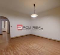 Three bedroom apartment Sale reality Bratislava V