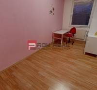 Three bedroom apartment Sale reality Bratislava V