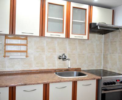 Sale Three bedroom apartment, Three bedroom apartment, SNP, Trebišov, 