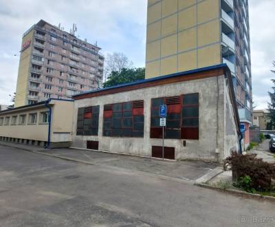 Sale Building, Building, Námestie Slobody, Banská Bystrica, Slovakia