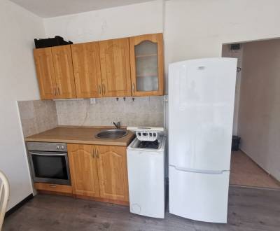 Rent Single studio, Single studio, Nábrežná, Nové Zámky, Slovakia