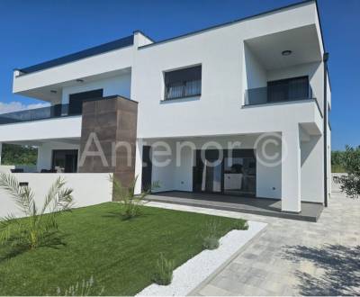 Sale Family house, Family house, Mulo, Vrsi, Croatia