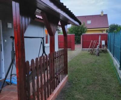 Sale Cottage, Cottage, Zúgov, Nové Zámky, Slovakia