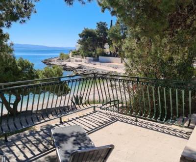 CROATIA - Apartmenthouse, 1st row from the sea - TROGIR - ČIOVO