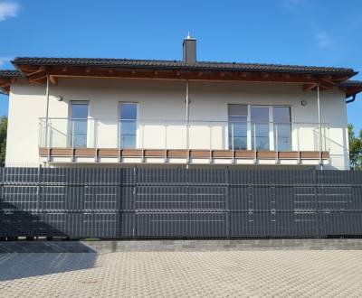 Rent Four+ bedroom apartment, Four+ bedroom apartment, Neusiedl am See