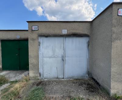 Sale Garage, Garage, Pred poľom, Trenčín, Slovakia