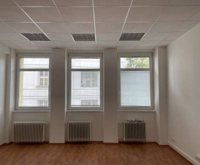 Office spaces in the city center with excellent accessibility 28-95m2