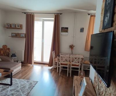 Sale Two bedroom apartment, Two bedroom apartment, Cintorínska, Žarnov