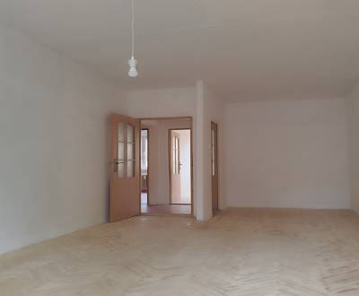 Sale Two bedroom apartment, Two bedroom apartment, Mládežnícka, Banská