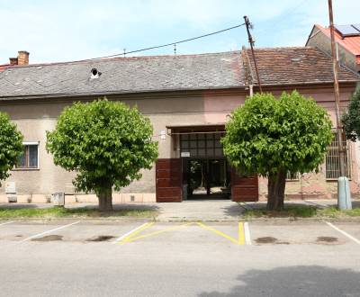 Sale Building, Building, Komárno, Slovakia