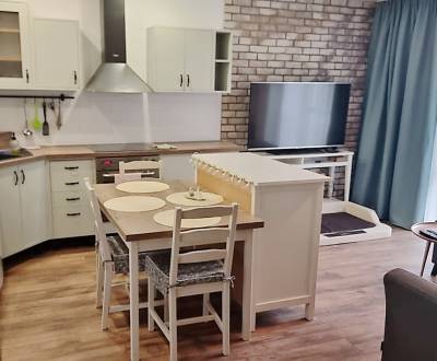 Rent Two bedroom apartment, Two bedroom apartment, Jesenského, Banská 