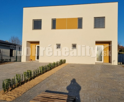 Sale Family house, Family house, Veľké  Zálužie, Nitra, Slovakia