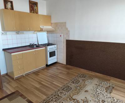 Rent One bedroom apartment, One bedroom apartment, Nové Zámky, Slovaki