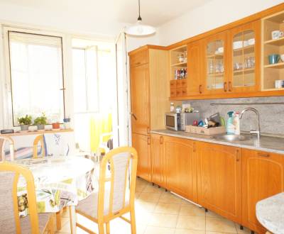 Sale Two bedroom apartment, Two bedroom apartment, Hlaváčikova, Bratis