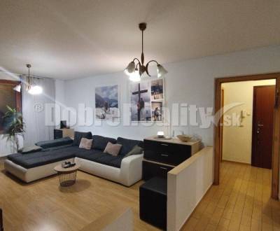 Sale Three bedroom apartment, Three bedroom apartment, Mostová, Šaľa, 