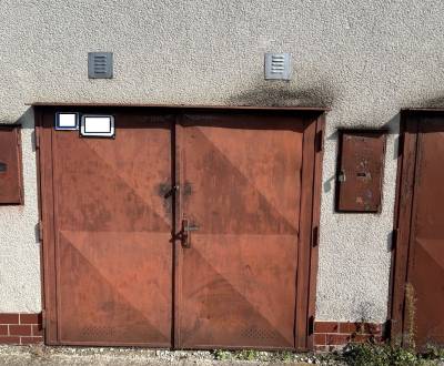 Sale Garage, Garage, Žabinská, Trenčín, Slovakia