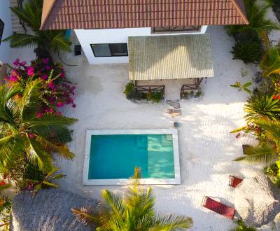 Charming Beach Villa in Bwejuu