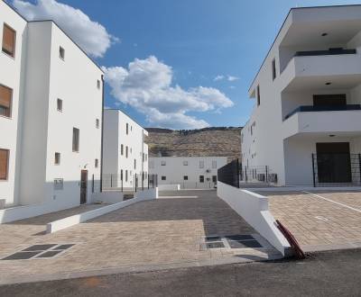 CROATIA -New 4-roomed apartments - GREBAŠTICA