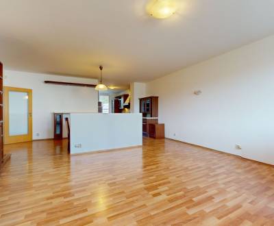 Sale Three bedroom apartment, Three bedroom apartment, Františkánske n