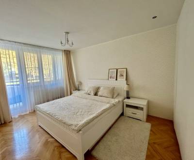 Renovated 2-Room Apartment with Balcony near Račianske Mýto