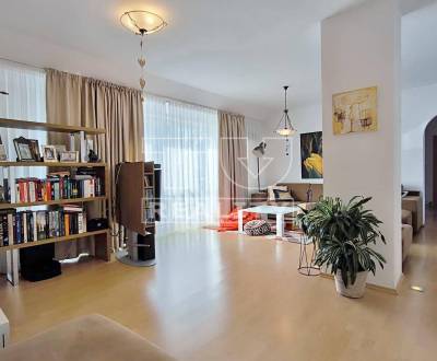 Sale Four+ bedroom apartment, Bratislava - Nové Mesto, Bratislava, Slo