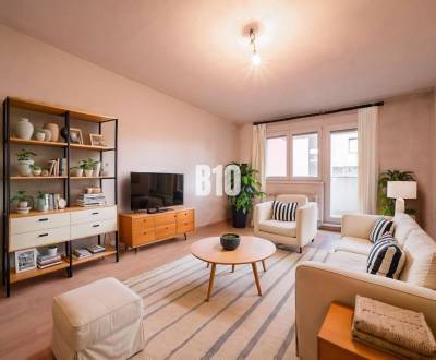 Sale Three bedroom apartment, Three bedroom apartment, Grösslingova, B