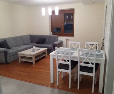 Rent Two bedroom apartment, Two bedroom apartment, Červenej armády, Ma