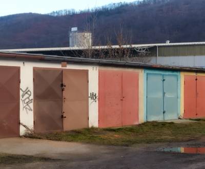 Sale Garage, Garage, Cesta k Smrečine, Banská Bystrica, Slovakia