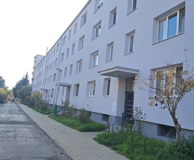 Sale Three bedroom apartment, Three bedroom apartment, Za hradbami, Pe