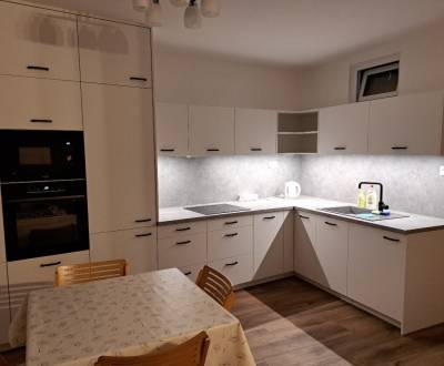 Rent Two bedroom apartment, Two bedroom apartment, Bratislava - Staré 