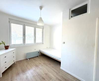 Sale Single studio, Single studio, Jaseňová, Bratislava - Staré Mesto,