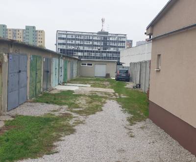 Sale Garage, Garage, Tučkova, Bratislava - Ružinov, Slovakia