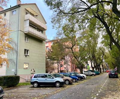 Sale Offices, Offices, Koceľova, Bratislava - Ružinov, Slovakia