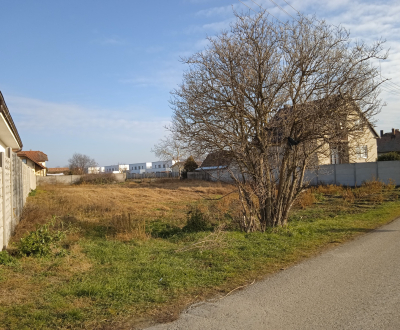 Sale Land – for living, Land – for living, Čakanská cesta, Dunajská St