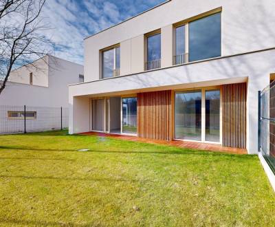 New construction of a 5-room family house in Vápenice