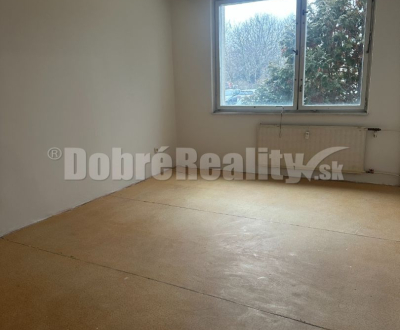 Sale Two bedroom apartment, Two bedroom apartment, Mochovská, Levice, 