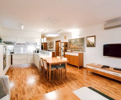 Sale Three bedroom apartment, Three bedroom apartment, Pluhová, Bratis