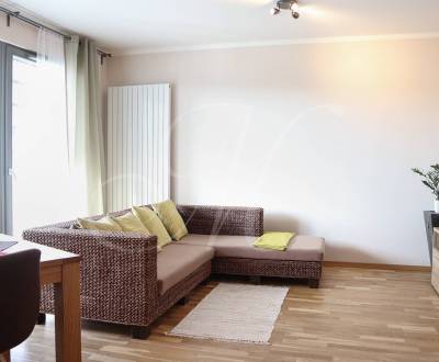 METROPOLITAN │Spacious 3-bedroom apartment in Mlynská dolina