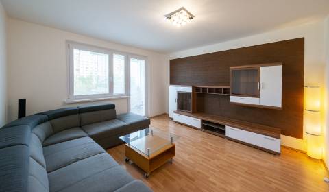 Pleasant 2bdr apt  67m2, with balcony and parking 