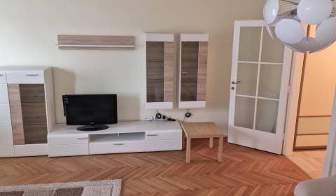 Rent Two bedroom apartment, Two bedroom apartment, Námestie SNP, Brati