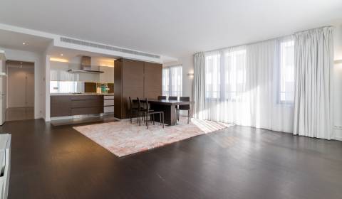  Exceptional 2bdr apt 95m2, partially furnished with parking, EUROVEA