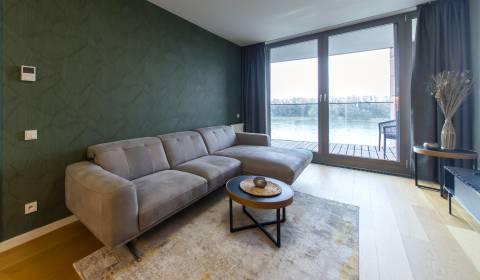 Incredible 1 bdr apt 64m2, A/C, loggia and parking, EUROVEA