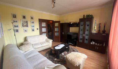 Sale Three bedroom apartment, Three bedroom apartment, Poľná, Banská B