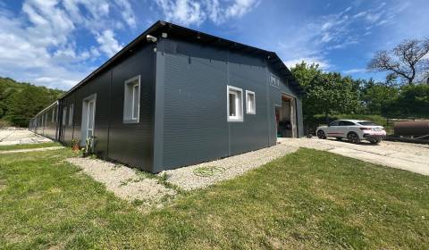 Rent Storehouses and Workshops, Storehouses and Workshops, Hoštiná, Pú