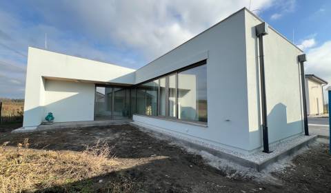 MA/KOSTOLIŠTE - Modern new building in MARTINA BENKA ALLEY ​