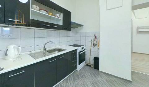 Rent Two bedroom apartment, Two bedroom apartment, Hlavná, Prešov, Slo