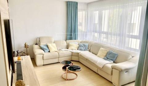 Sale One bedroom apartment, Bratislava - Nové Mesto, Bratislava, Slova