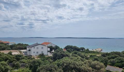 CROATIA - Apartments suitable for year-round living - MANDRE, PAG