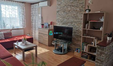 Sale Three bedroom apartment, Three bedroom apartment, Smetanov Háj, D